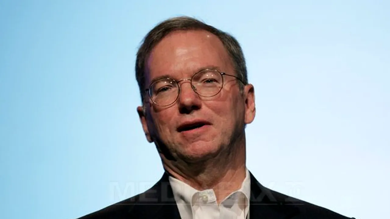 Eric Schmidt vinde acţiuni Google în valoare de 334 milioane de dolari