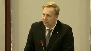 Victor Costache, ministrul Sănătăţii, şi-a dat DEMISIA / Secretarul de stat Nelu Tătaru preia portofoliul