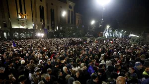 Protest masiv la Tbilisi. Mii de persoane au ieşit în stradă în timp ce preşedintele ţării a spus că alegerile au fost fraudate