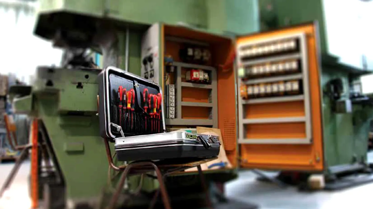 Unior Tepid propune una dintre cele mai variate game de soluții pentru transportul și organizarea sculelor: textile, polipropilenă, ABS, piele și tablă metalică