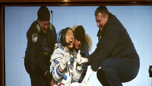 Astronauta Christina Koch, înapoi pe Terra după cea mai lungă perioadă petrecută de o femeie în spaţiu