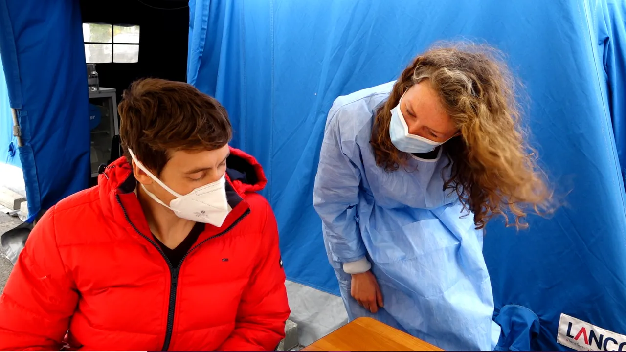 Turism de vaccinare, pe ruta Germania-România. Sătul să-şi aştepte rândul în ţara sa, un tânăr a ales să vină la Timişoara