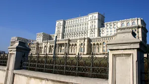 BEC a transmis Parlamentului situaţia centralizată a candidaturilor