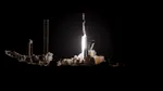 SpaceX lansează noi sateliţi Starlink. Internet pe telefon direct din spaţiu