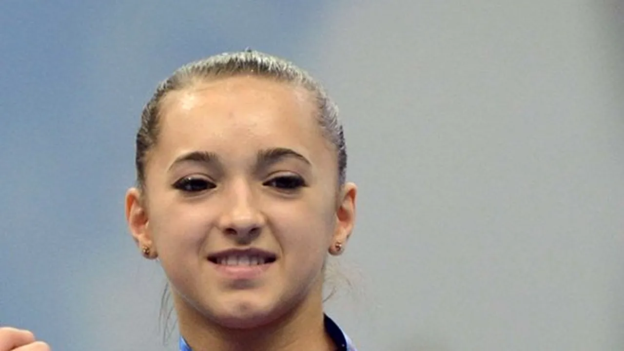 Larisa Iordache, medalie de ARGINT, Diana Bulimar, BRONZ, la sol, la CE de la Moscova