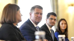 Poziţii divergente la Cotroceni. UPDATE: Ora la care Iohannis va desemna un premier/ USR vrea anticipate acum, nu „un guvern slab”/ Liderul UDMR: Nu respingem şi nu promitem susţinere LIVE TEXT