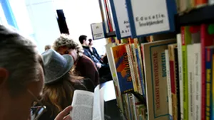 Prima bibliotecă în limba română de la Madrid, deschisă în aprilie