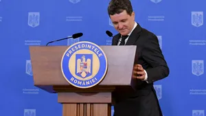 Sondaj: Nicușor Dan își începe mandatul cu cel mai scăzut nivel de încredere dintre ultimii trei președinți ai României