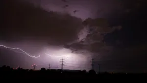 Furtuni puternice în Germania. Doi francezi au murit după ce parapanta lor a fost surprinsă de o rafală de vânt