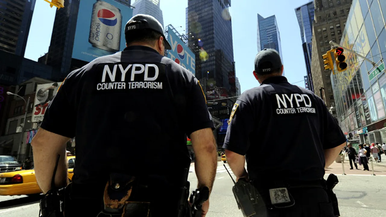 Times Square, evacuată parţial din cauza unui pachet suspect