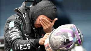 Lewis Hamilton resimte efectele Covid-19. Care este starea pilotului înainte de Marele Premiu de F1 de la Abu Dhabi