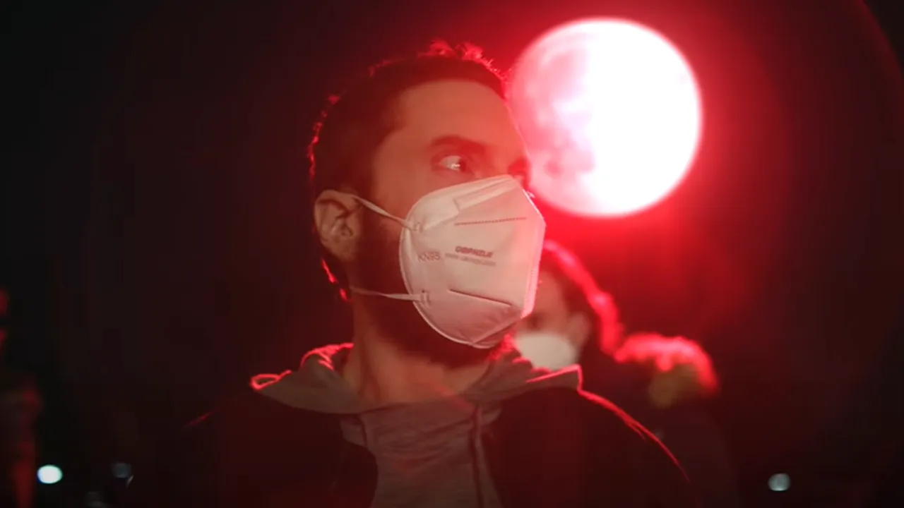 Eminem îşi surprinde fanii cu un nou album, inspirat de filmele lui Hitchcock