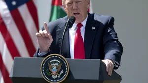 Donald Trump a vorbit despre pace în Orientul Mijlociu, după discuţiile cu preşedintele palestinian