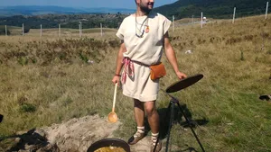 Cluj: Proiect de construire a unei case dacice, din bârne de lemn şi acoperiş de stuf, cu 5.000 euro - FOTO