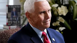 Documente clasificate, găsite în reşedinţa fostului vicepreşedinte american Mike Pence - surse