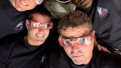 LIFE Dezvăluirile echipajului Artemis II făcute direct din spațiu. Astronauții au organizat o conferință de presă