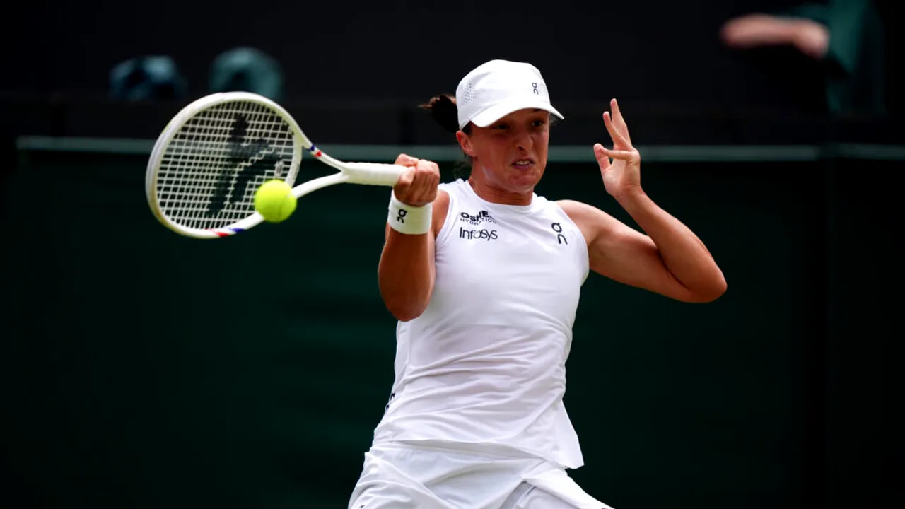 Iga Swiatek, de cinci ori campioană la turneele majore, ajunge în prima sa finală la Wimbledon
