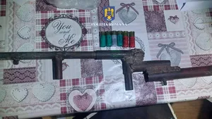 Armă confecţionată artizanal, ridicată de la un bărbat din Blaj, judeţul Alba