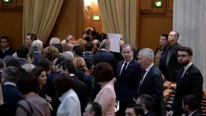 Senatorii şi deputaţii PSD şi ALDE vin DUMINICĂ la Parlament. Discuţii comune cu Viorica Dăncilă