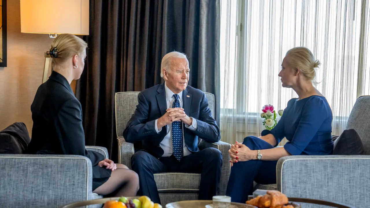 Preşedintele SUA, Joe Biden, s-a întâlnit cu soţia şi fiica lui Navalnîi