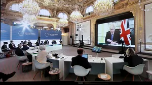 UE amână acreditarea ambasadorului britanic. Londra vrea acum rezolvarea disputei privind diplomaţii