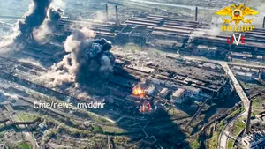 Ucraina continuă eforturile diplomatice pentru a-şi salva militarii blocaţi în Mariupol