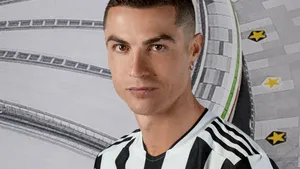 Juventus a prezentat noile tricouri pentru sezonul 2021-2022