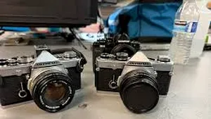 Camerele foto cu film sunt din nou la modă