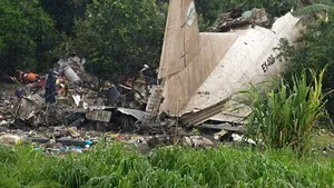 AVIONUL cargo rus prăbuşit în Sudan: Au murit 41 de persoane. Un membru al echipajului şi un copil aflat la bord au supravieţuit - VIDEO