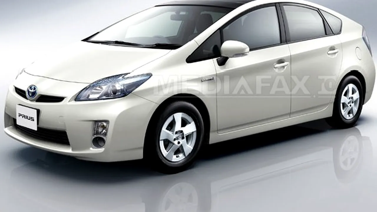 Toyota va chema în service 1,9 milioane de automobile Prius pentru a remedia o eroare software