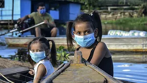 Banca Mondială: 60 de milioane de oameni sunt ameninţaţi de sărăcia extremă, pe fondul pandemiei