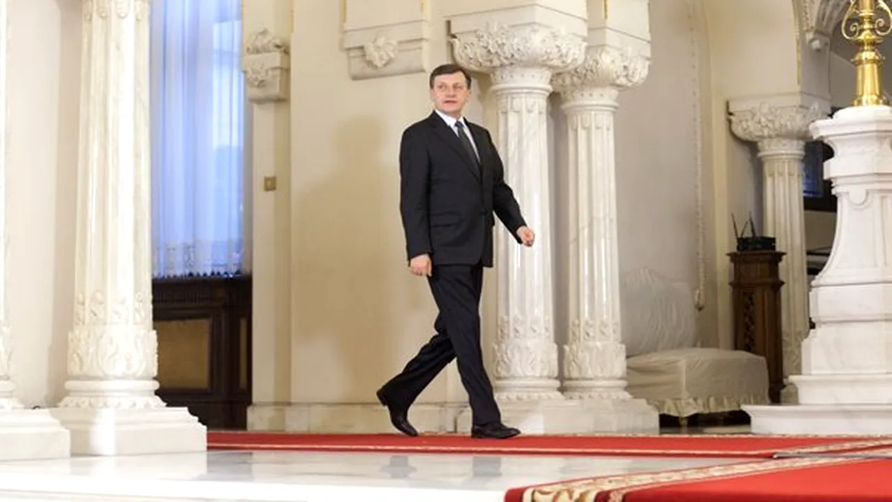 Crin Antonescu a semnat decretele pentru desemnarea noilor miniştri, dar nu şi pentru Pivniceru