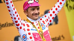 Ciclistul ecuadorian Richard Carapaz, desemnat cel mai combativ rutier din Turul Franței 2026