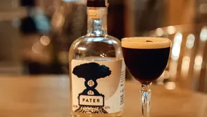 ZF: Ţuica de prune produsă în Bogaţi, judeţul Argeş, este servită într-un restaurant cu stele Michelin din Berlin