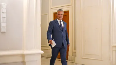 LIVE UPDATE Adrian Veștea a amânat depunerea în Parlament a listei miniștrilor și a programului de guvernare / PSD va decide duminică dacă intră în Guvernul Veștea