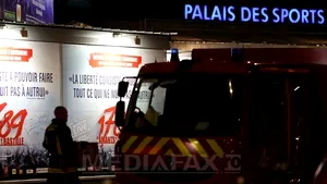 EXPLOZIE la Palatul Sporturilor din Paris: O persoană a murit şi 14 au fost rănite din cauza unui dispozitiv pirotehnic