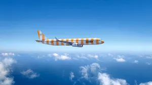 FOTO O companie aeriană ”îndulceşte” aspectul avioanelor sale. Acestea vor avea dungi colorate, potrivite pentru perioada de vară