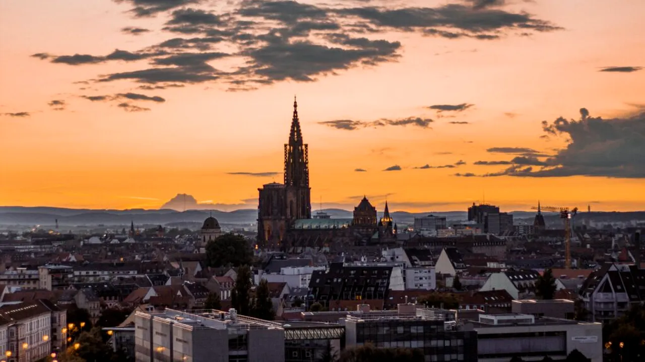 Orașul european cu o catedrală considerată mai frumoasă decât Notre-Dame