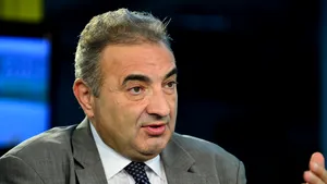 BNR: Nu trebuie să punem în pericol stabilitatea sistemului financiar prin legea dării în plată. Legea, în plenul senatului 