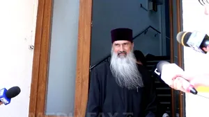 Arhiepiscopul Tomisului, IPS Teodosie, audiat ca martor într-un dosar în care un preot ar fi fost şantajat cu imagini compromiţătoare