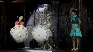 Laura Cosoi, Andreea Tonciu şi Valentin Luca, marţi şi miercuri, la 