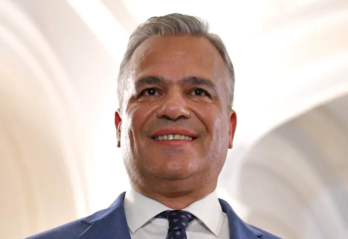 POLITIC Veștea a depus lista Guvernului și cere vot rapid: „România nu își mai permite să piardă timp”