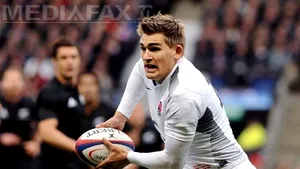 Rugbistul Danny Care, dus la poliţie după ce a fost surprins urinând pe treptele unui hotel