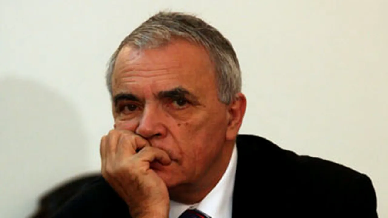 Nicolae Manolescu şi Dan Mircea Cipariu candidează la preşedinţia USR