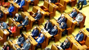 Parlamentarii se implică în lupta contra coronavirusului / Donaţii pentru SMURD şi pentru dotarea spitalelor | VIDEO