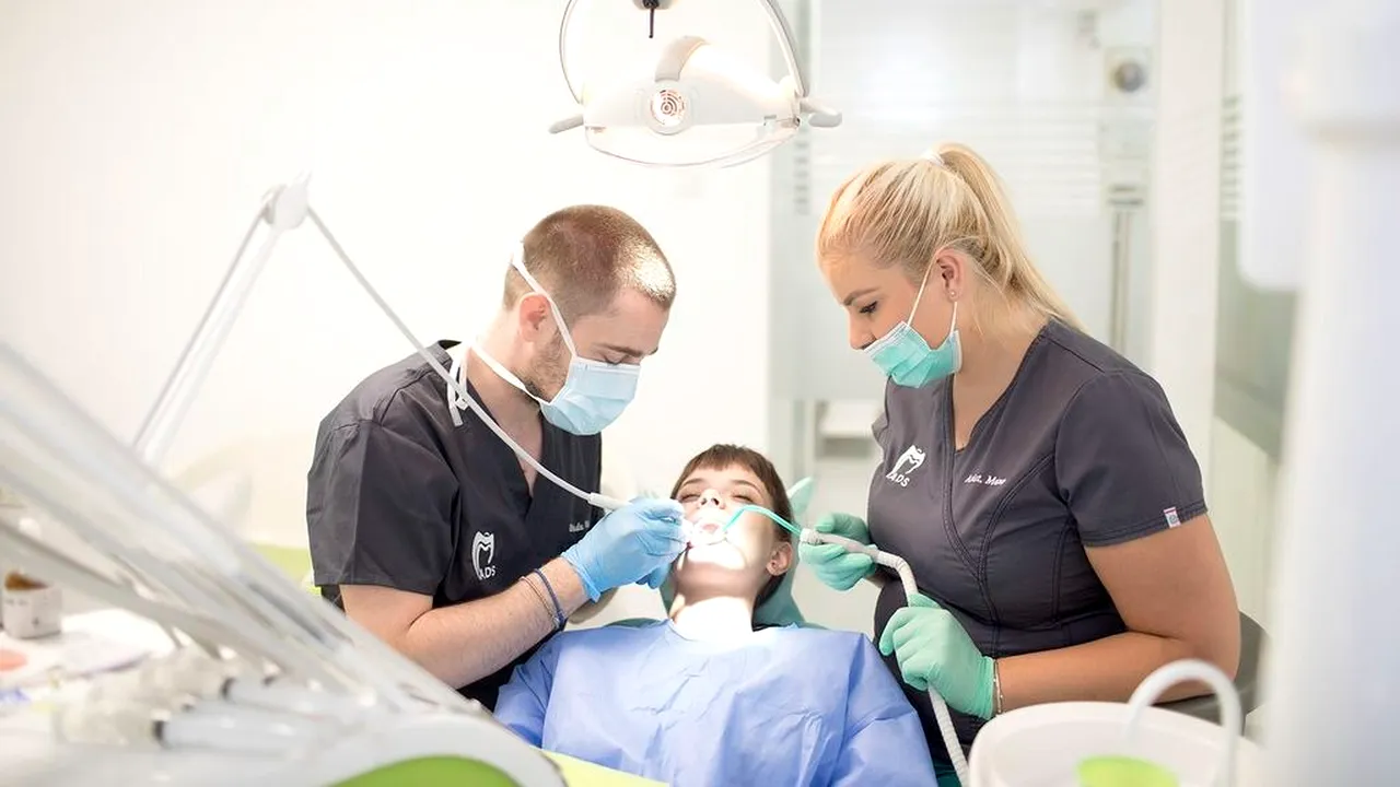 Cât costă un aparat dentar? (P)