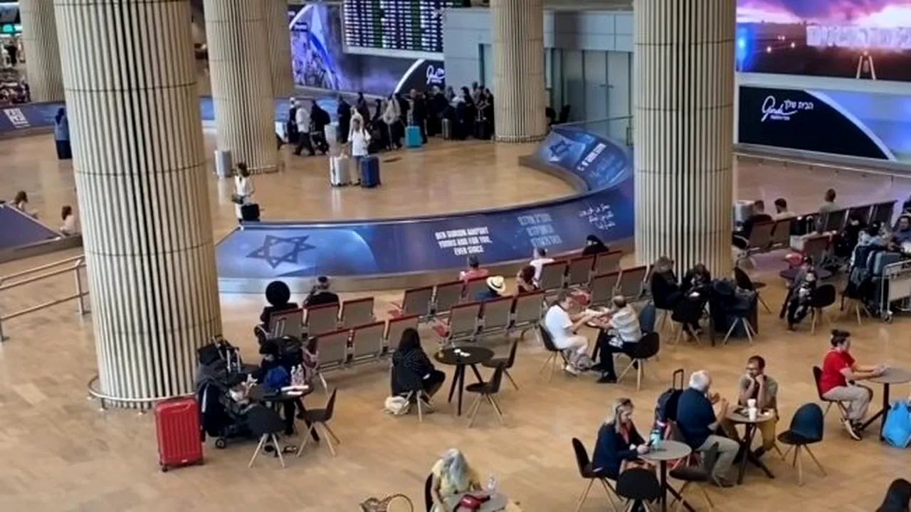 Companiile aeriene sunt instruite să împiedice îmbarcarea persoanelor fără vize valabile pe zborurile către Marea Britanie