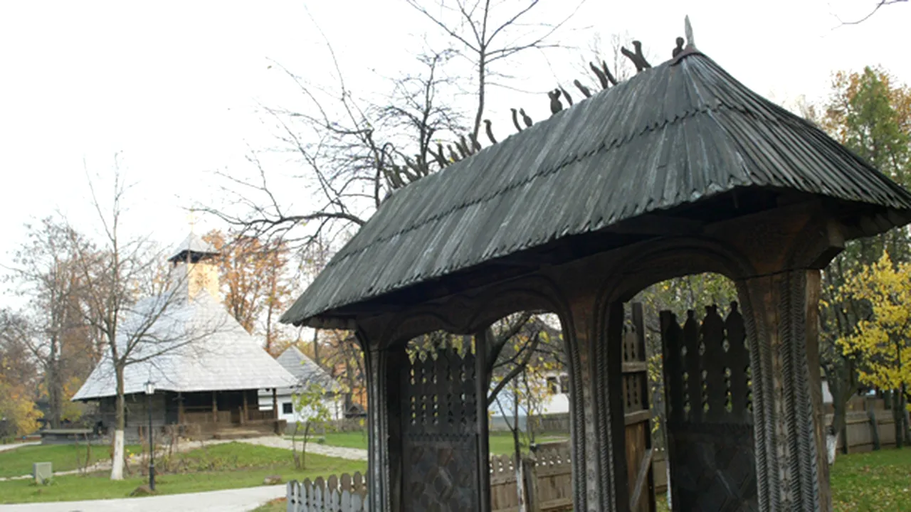 Picnic pentru 2.000 de persoane, la Muzeul Satului, la aniversarea Centrului de limba engleză al British Council