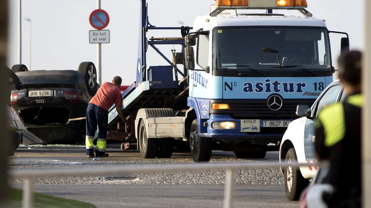 O femeie rănită grav, în al doilea atac terorist din Spania, din oraşul Cambrils, a murit. Bilanţul morţilor a crescut la 14 şi al răniţilor la 130 de persoane