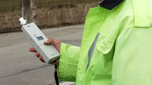 Şofer prins în trafic cu alcoolemie record, de 1,38 mg/l